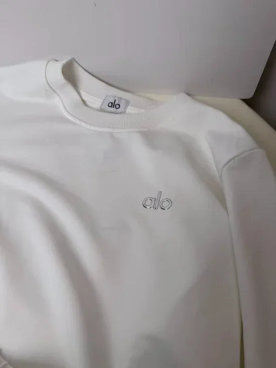 Alo Yoga White Sweatshirt Sportswear Set, Size S. - Picture 3 of 7